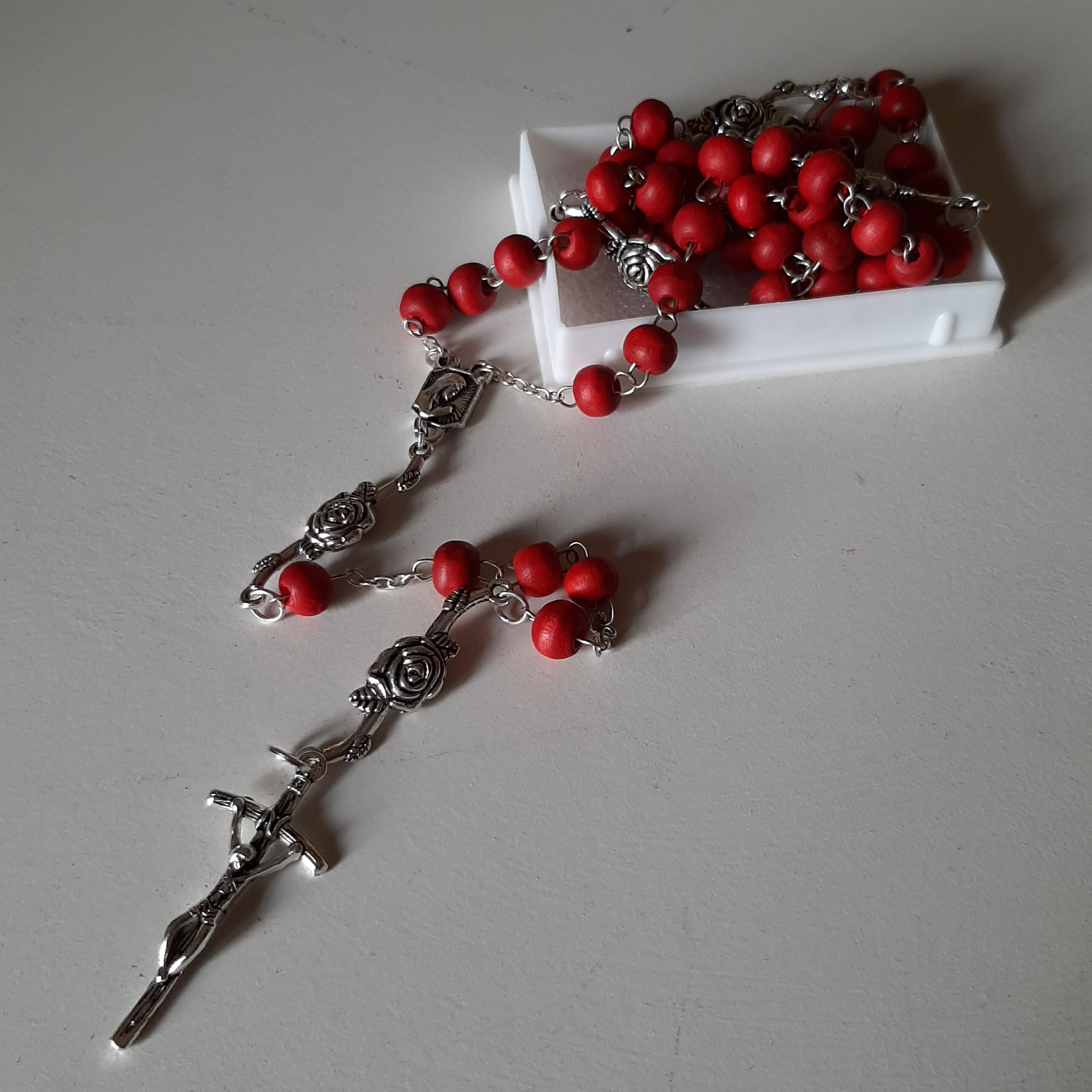 ROSARIO PETALOS DE ROSA