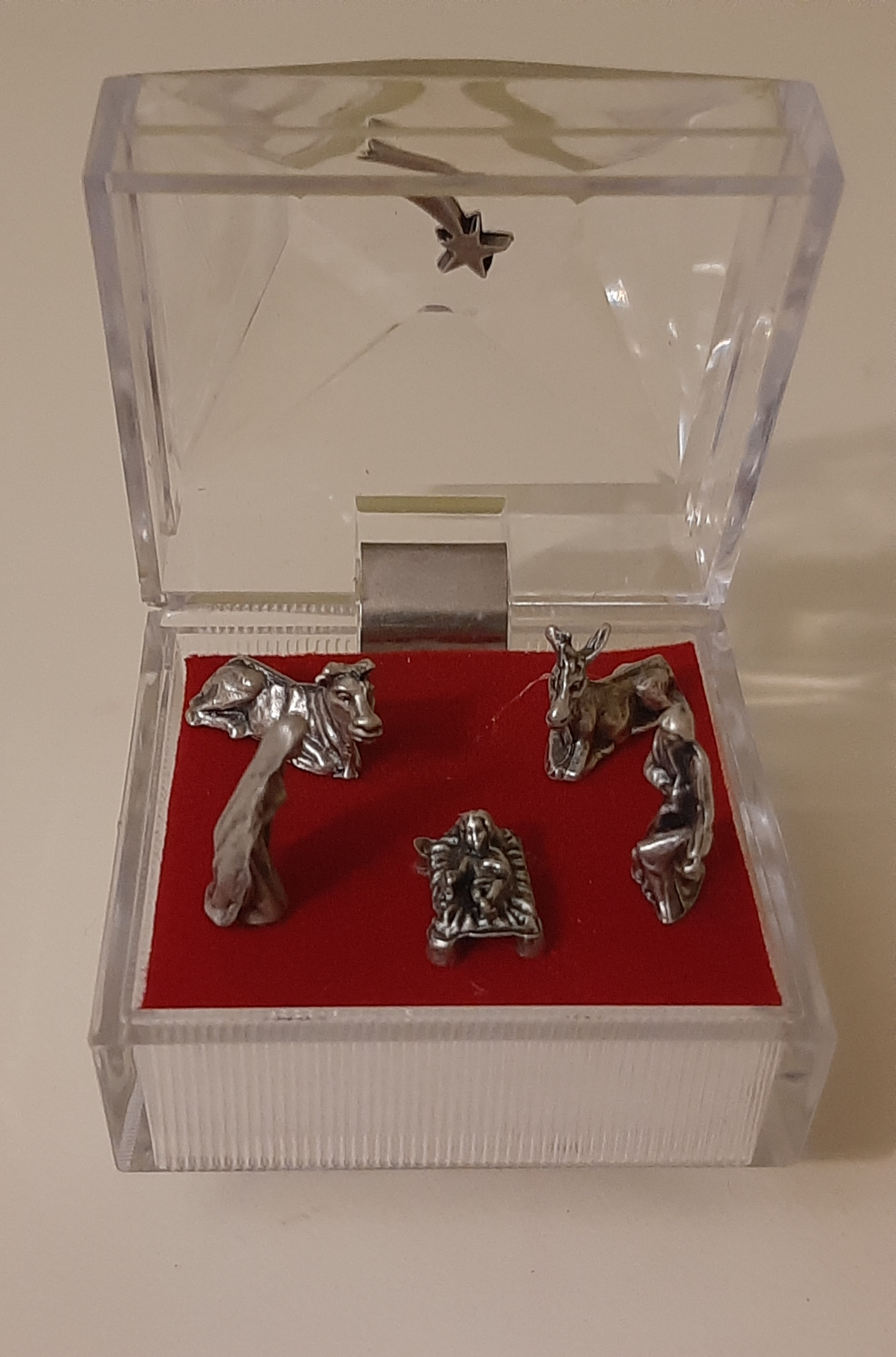 NACIMIENTO EN ESTUCHE DE ACRILICO